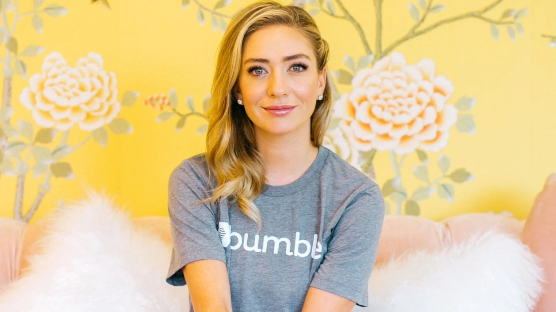 Konec nejmladší miliardářky? Na ženy zaměřená seznamka Bumble se potýká s&nbsp;problémy