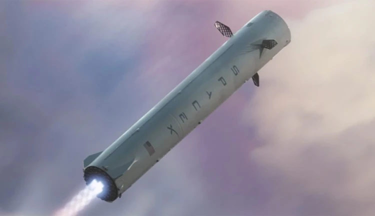 Booster Super Heavy vracející se z atmosféry