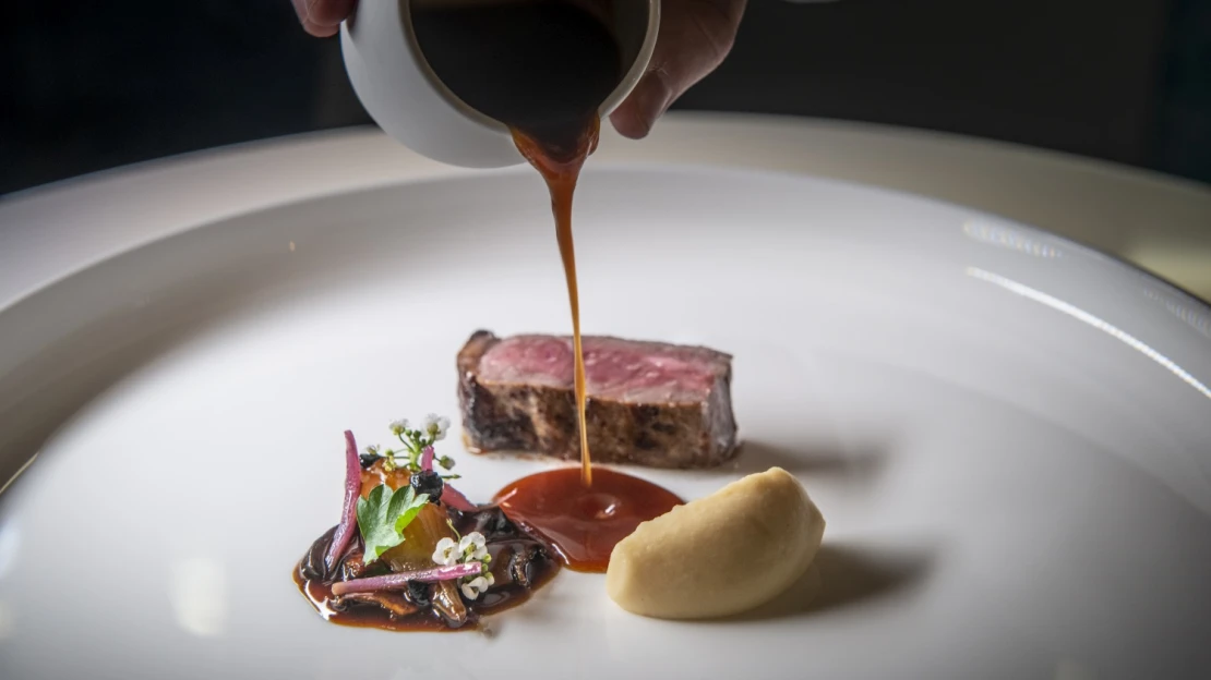 Ranní výběr: Česko má deset michelinských hvězd. Který chef dostal hned dvě?