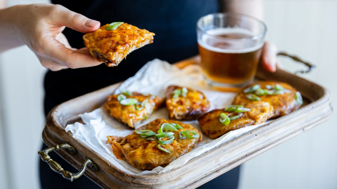 Pivo, čedar & hořčice. Ostrovní prasárnička Welsh rarebit potěší nejen v&nbsp;dešti a&nbsp;zimě