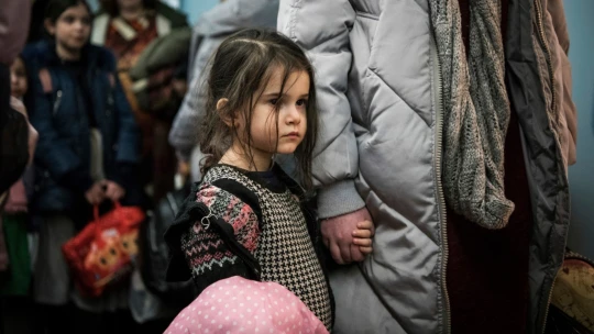 Nečekali jsme, že uvidíme umírat děti žízní. S členem mise Lékařů bez hranic o situaci na Ukrajině