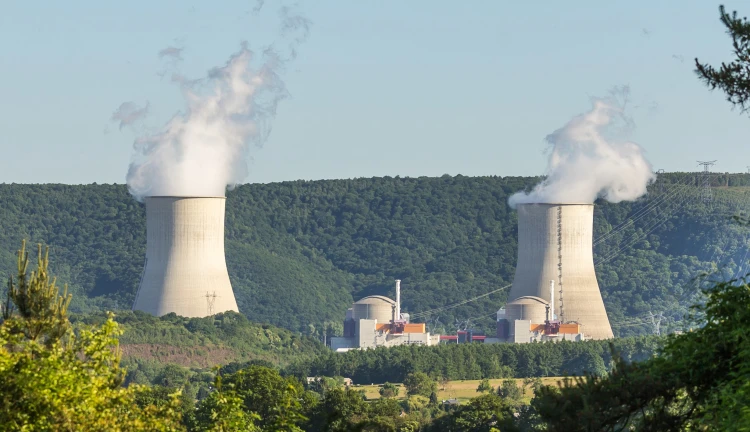 jaderná elektrárna, jádro, nukleární, atomová elektrárna, uran, Francie, energie