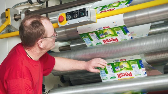 Henkel propustí dva tisíce zaměstnanců. Na vině je růst nákladů a&nbsp;slabší poptávka