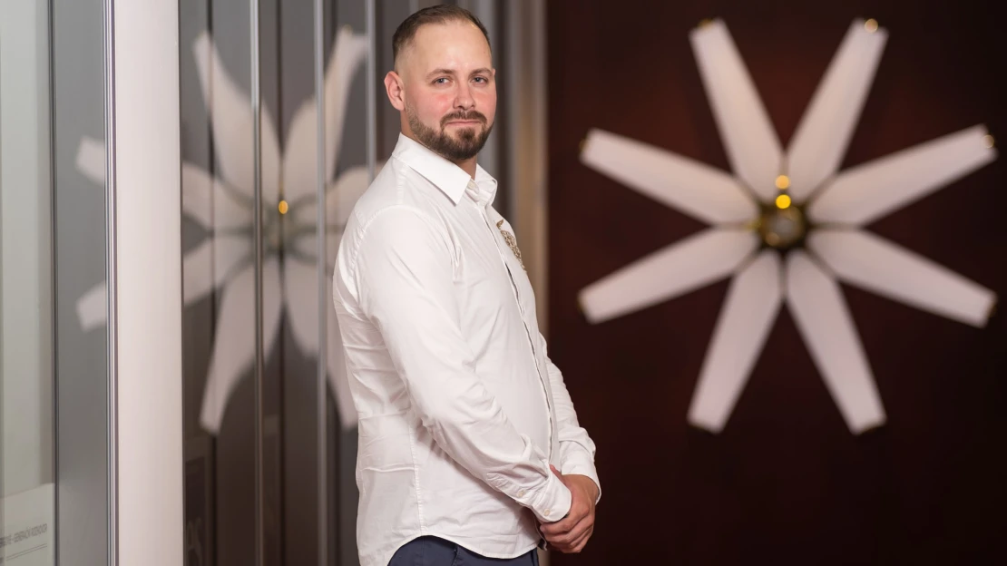Konzervy pro psy, kočky a&nbsp;nově i&nbsp;lidi. Nestíháme vyrábět, říká majitel Alemar Food
