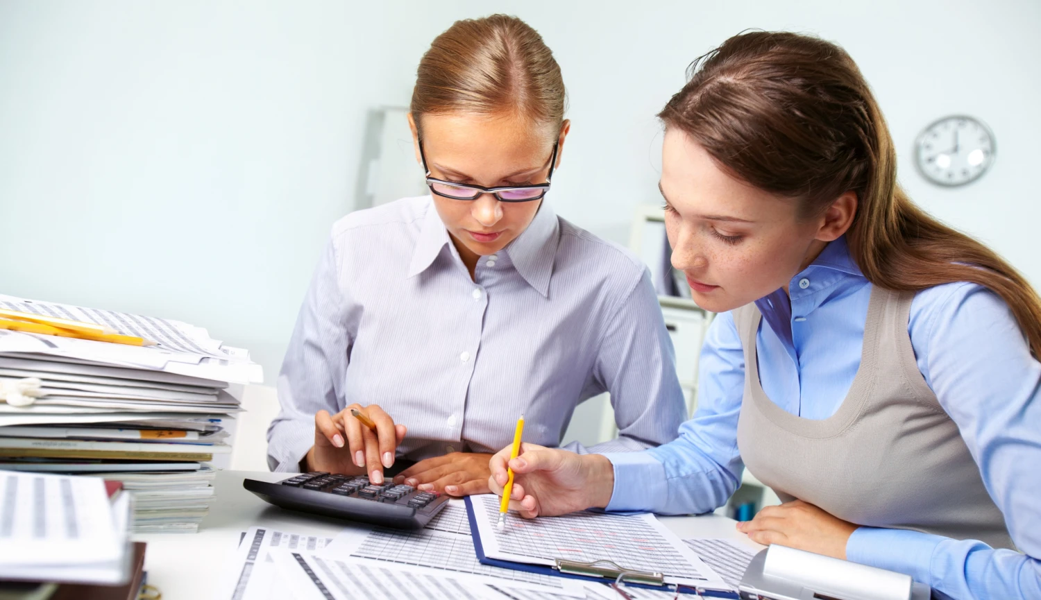 Nechceme, ale přidáme. Jak vidí české firmy zvyšování mezd?