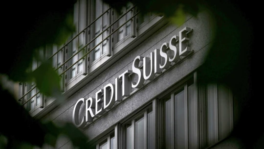 Credit Suisse znovu v úzkých. Švýcarský parlament zablokoval finanční pomoc bance