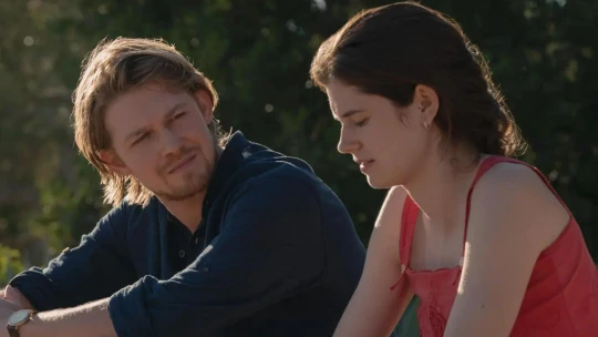 Rozhovory s přáteli. Mileniálové, které budete nenávidět, až se v nich poznáte