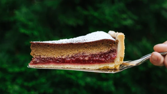 Švestky, ořechy & skořice. S&nbsp;tímhle koláčem vás ani konec léta nezaskočí