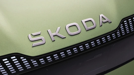 Prodej nových aut od začátku roku klesl skoro o sedm procent. Nejoblíbenější je stále Škoda