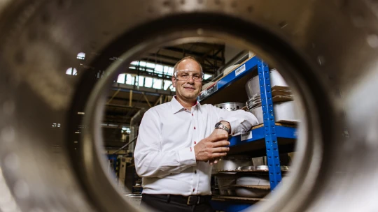 Made in Hlubočky. Jak v lese u Olomouce vznikají díly pro stíhačky F-35