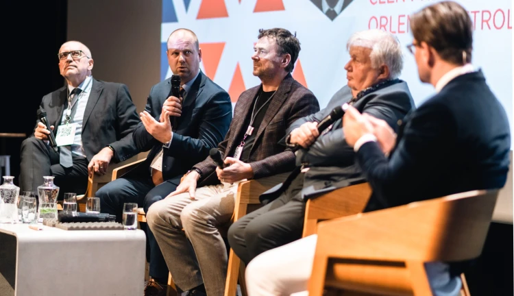 Mikuláš Bek, Tomáš Herink, Pavel Tykač, Jan Světlík