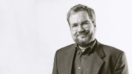 Kryptografie je pojistkou demokracie a sociální sítě čiré zlo, říká legenda mezi kryptografy