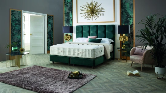 Člověk prospí čtvrtstoletí života. Šetřit na kvalitě postele nemá smysl, radí odborníci