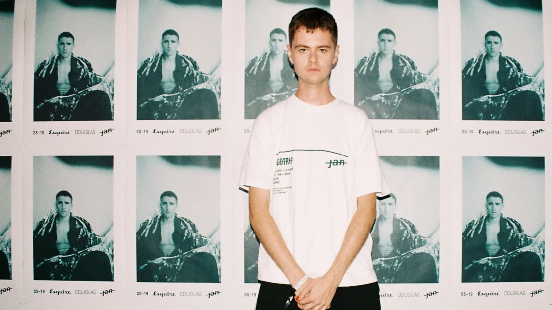 Než zůstávat u&nbsp;Louis Vuitton, budu raději pracovat pro sebe, říká návrhář Jan Černý