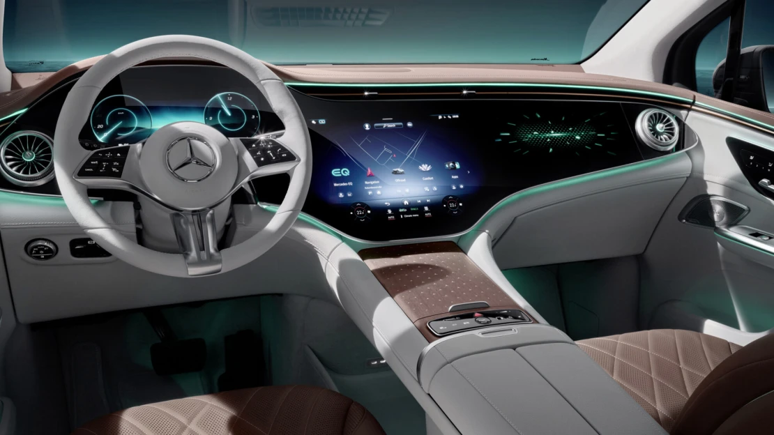 Mercedes pomalu, ale jistě odchází z&nbsp;Ruska. Se souhlasem Putina prodá svou finanční divizi