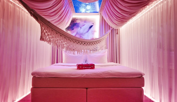 Hotel Anybody
