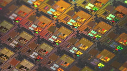 Evropská komise schválila projekty za 191 miliard. Podpoří výzkumy v&nbsp;technologiích