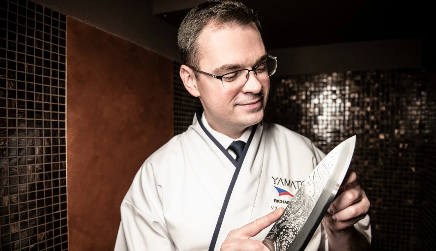 Práce na ostří nože. Sushi král Richard Tomáš o nedávné výhře i cestě za japonskou kuchyní