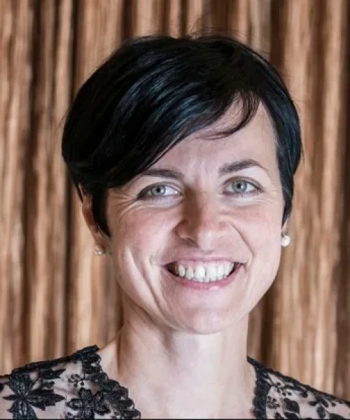 Lenka Bradáčová