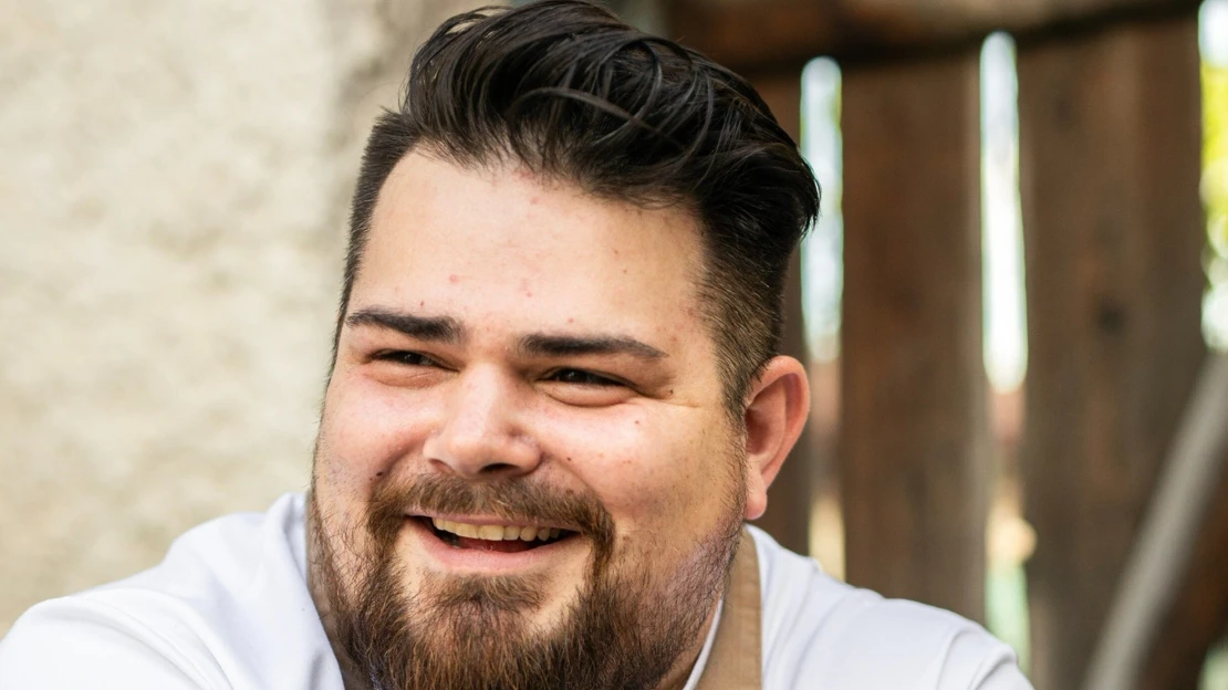 Sbíral zkušenosti v michelinských restauracích. Teď chystá Jan Horák menu v luxusním Augustinu