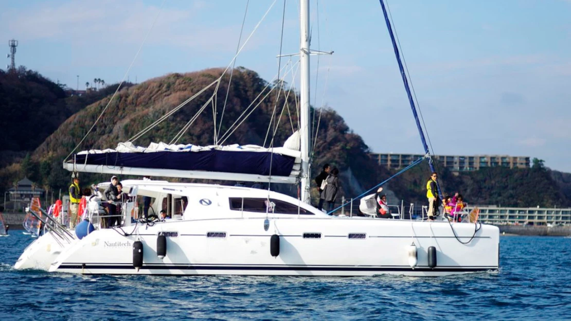 PPF expanduje v oblasti pronájmu lodí. Kupuje jihoafrického výrobce katamaránů