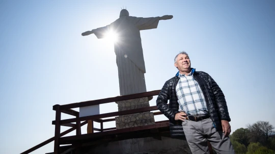 Nejvyšší socha Ježíše Krista stojí kousek za Prahou. Vznikla jako poděkování, říká podnikatel