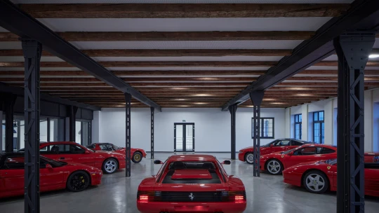 V Česku se letos prodalo více luxusních aut. Důvodem mohou být restrikce v příštím roce