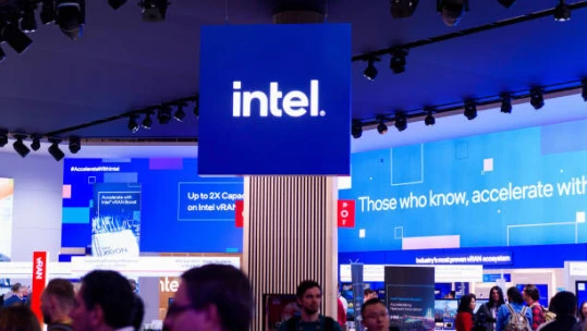 USA chce podpořit domácí výrobu čipů. Intel získá dotace v hodnotě 20 miliard dolarů