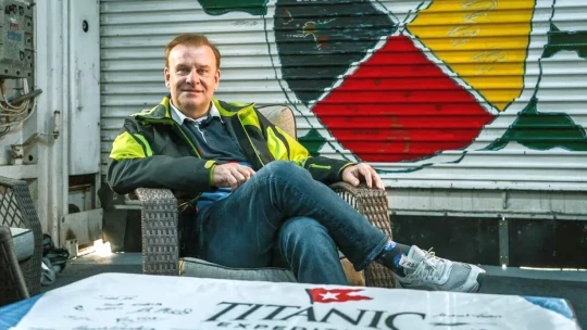 Miliardář zmizel při&nbsp;ponoru k vraku Titanicu. Pátrání je zatím neúspěšné
