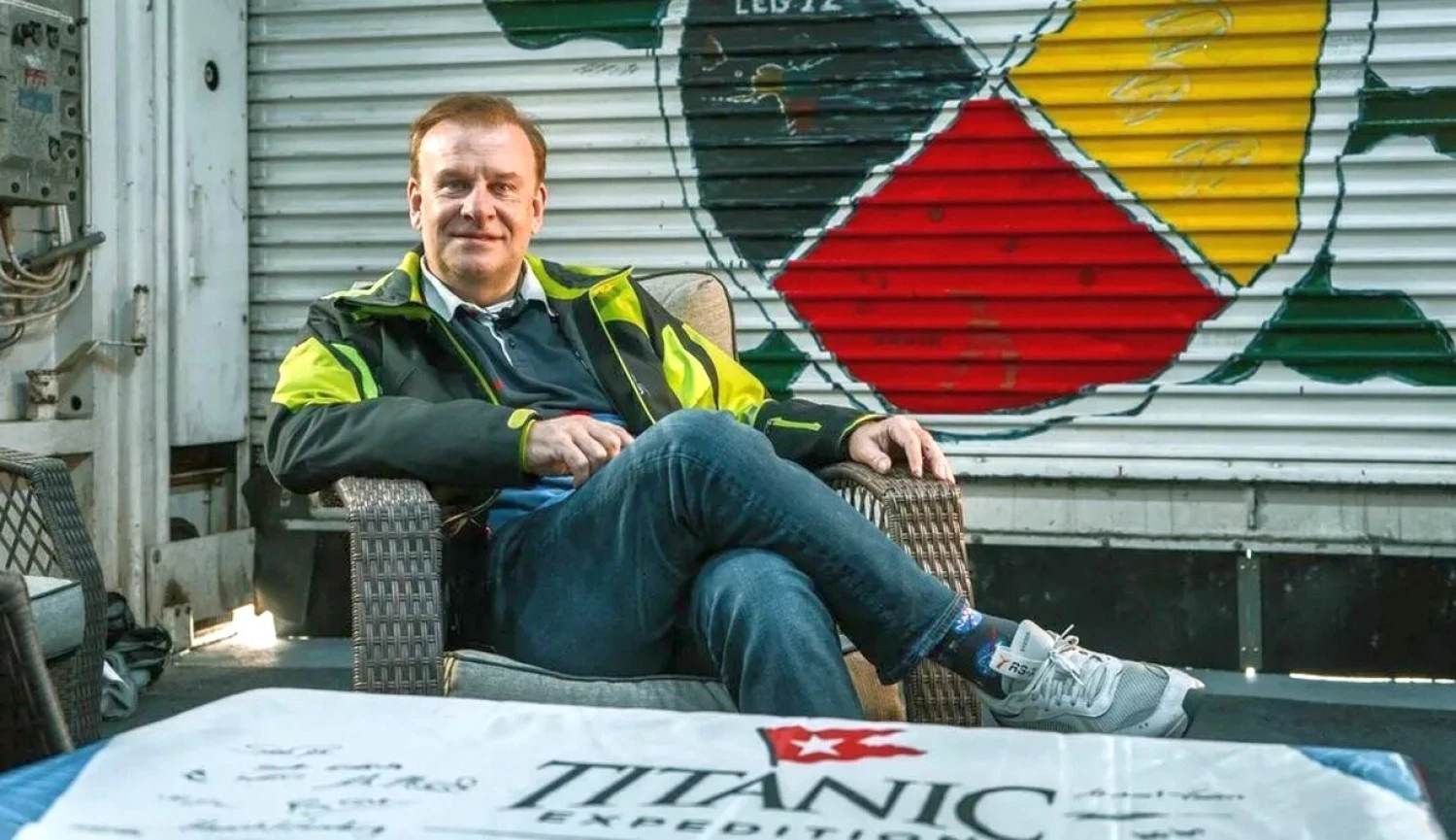 Miliardář zmizel při ponoru k vraku Titanicu. Pátrání je zatím neúspěšné