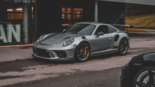 Jediné svého druhu. Kultovní Porsche 911 bude i&nbsp;nadále se spalovacím motorem