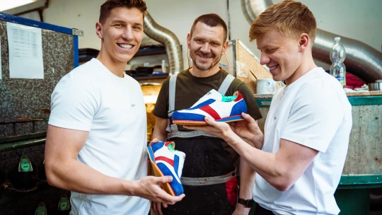 Každý po&nbsp;svých, přesto spolu. Václav Staněk předává vedení Botas bratru Vítovi