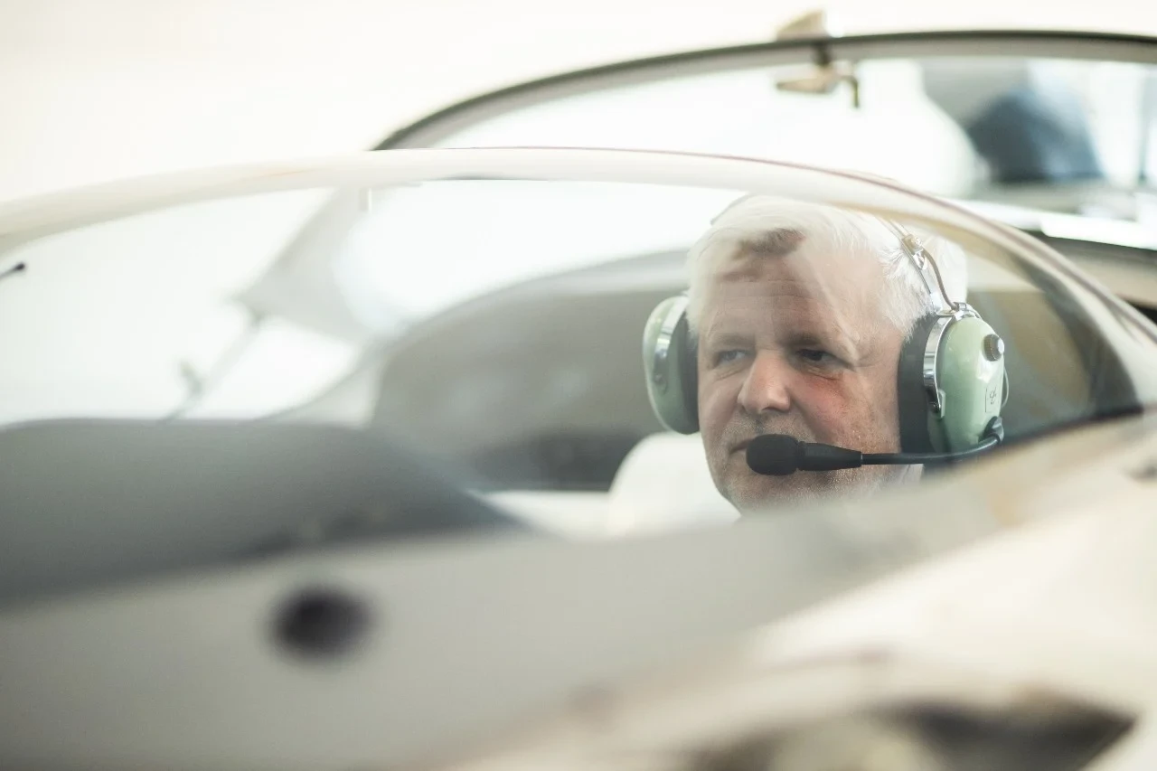 Štefan Klein v kabině AirCar. Foto: Marek Mucha