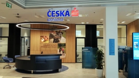 České spořitelně klesl za tři čtvrtletí čistý zisk. O necelá tři procenta