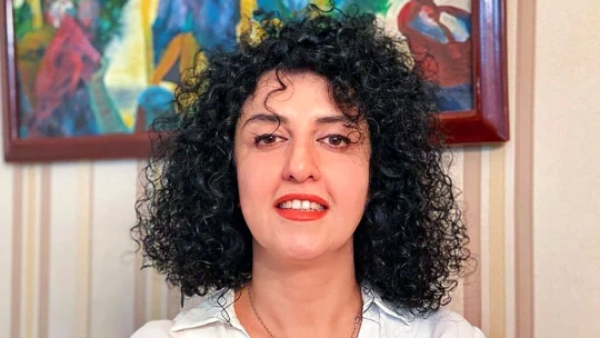 Urputný boj za práva íránských žen. Mohammadíová získala Nobelovu cenu za mír