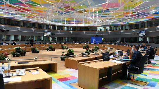 Omezení investic nebo odvetná cla. EU schválila systém obrany proti obchodním nátlakům