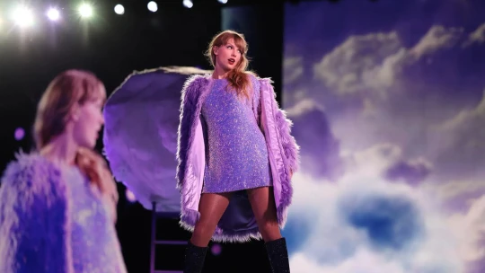 Zlatá horečka jménem Taylor Swift. Film i&nbsp;turné vydělaly přes čtyři miliardy dolarů