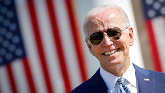 Týdenní výběr: Joe Biden pokračuje, ustáli jsme IT kolaps a zažili konec novin