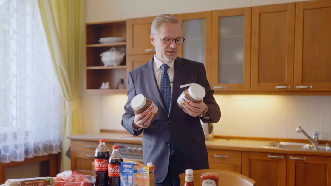 Premiér žongluje nutellami. A&nbsp;je to smutný pohled