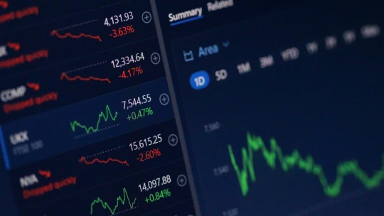 Americké akcie posílily. Index S&P 500 uzavřel nejvýše za tento rok