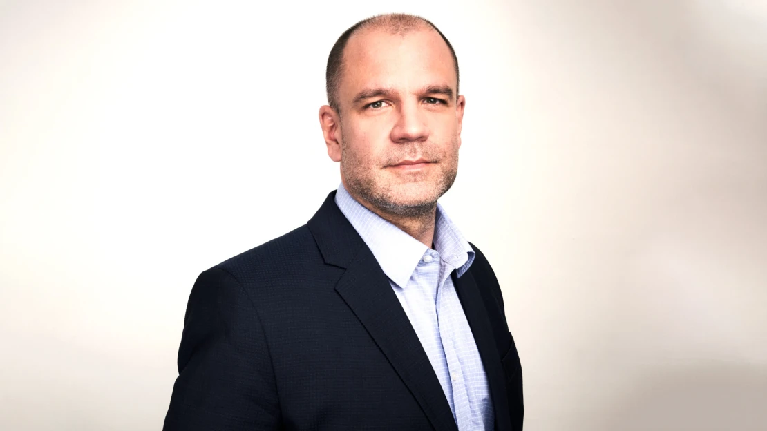 Udržet krok. Agentury se neobejdou bez implementace AI, předpovídá Peter Fecko z&nbsp;Graylingu