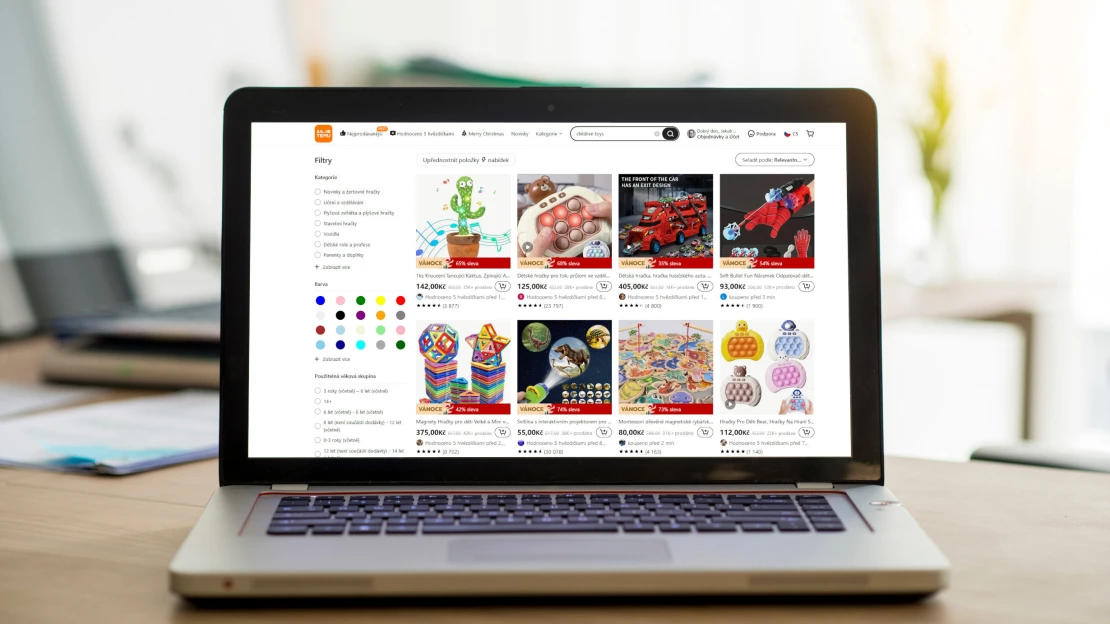 Číňané se perou o&nbsp;zákazníky, i&nbsp;ty z&nbsp;Česka. E-shop Temu zastínil Alibabu
