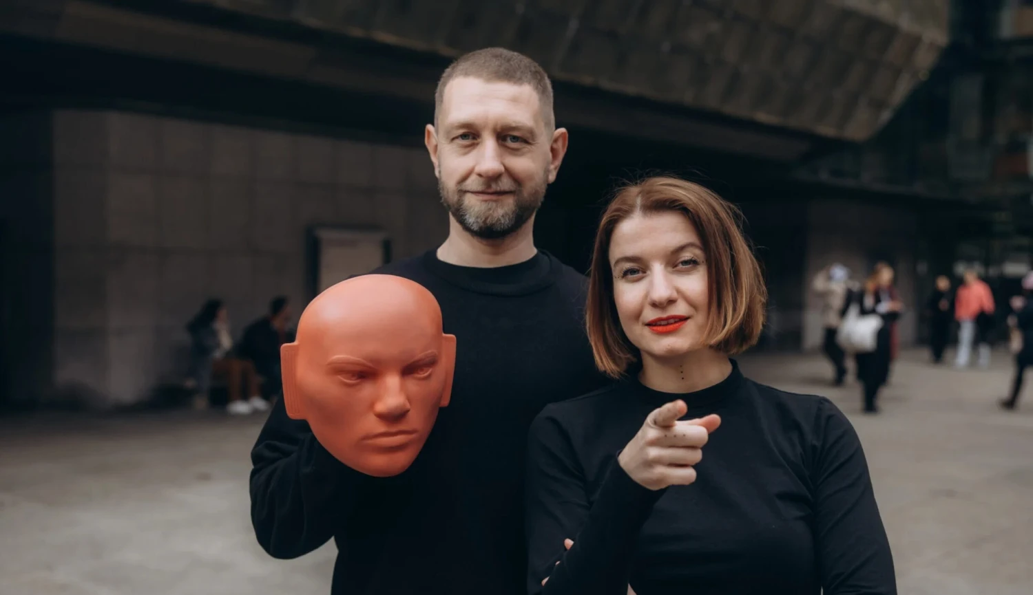 Svět začali měnit ve sklepě na Letné. Teď s&nbsp;Moderní sebeobranou expandují do zahraničí