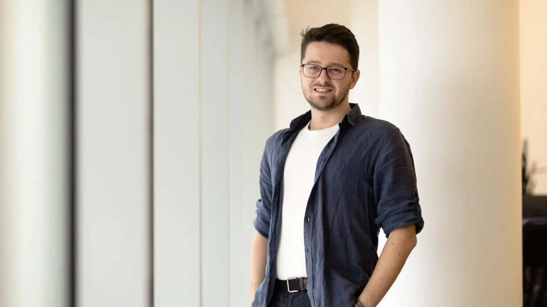 Začal v&nbsp;CERN. Teď Filip Široký přestupuje z&nbsp;Rockaway Blockchain do Miton C