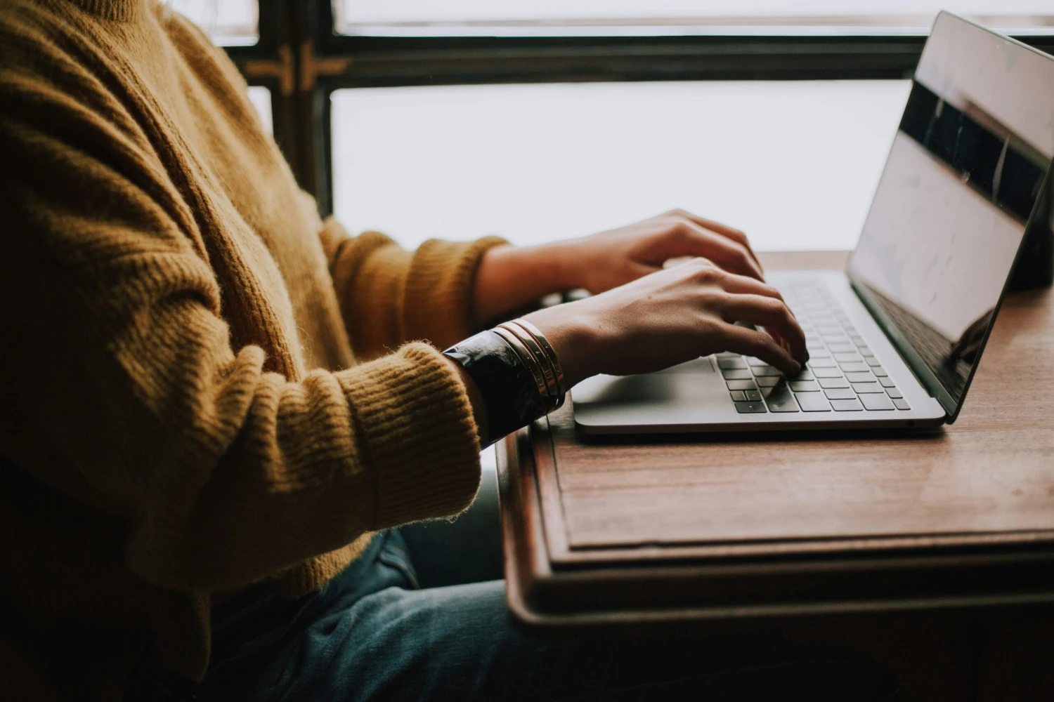 Osobní asistent za pár stovek měsíčně. Co všechno za vás může dělat ChatGPT