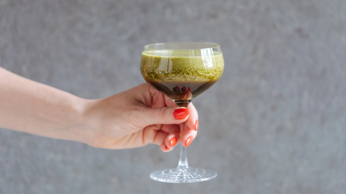 Detox z&nbsp;plevele. Kopřivové smoothie pro spořivé i&nbsp;zahrádkáře