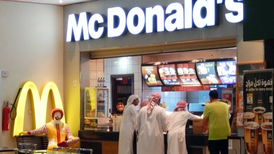 Bojkot Izraele sílí. Západním značkám v&nbsp;muslimských zemích padají tržby