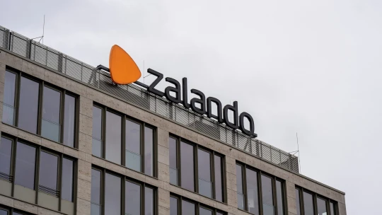 Zalando se ve čtvrtletí vrátilo k růstu. Pomohly prémiové značky