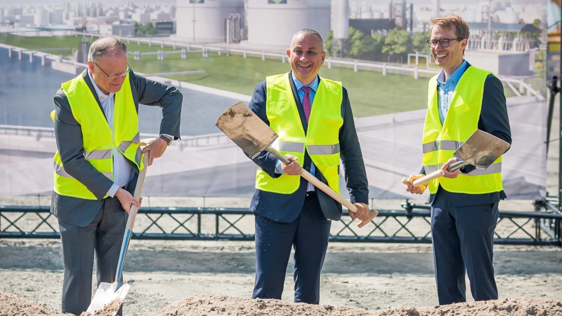 Krok k&nbsp;soběstačnosti. Nový LNG terminál pokryje čtvrtinu roční spotřeby Česka
