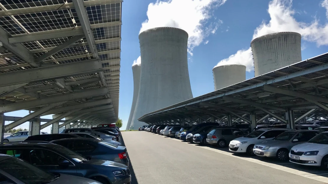 Ranní výběr: ČEZ porcuje. Na kolik miliard se třese státní pokladna?